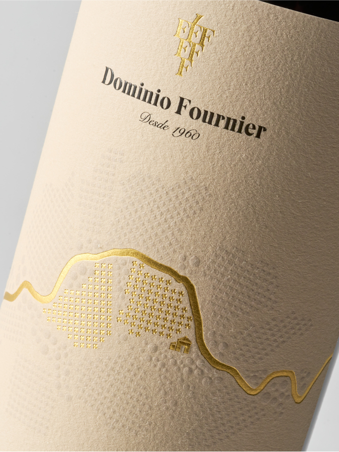 Botella de vino Dominio Fournier Crianza 